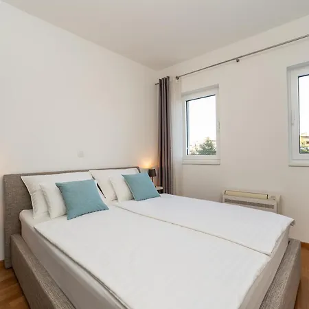 Marie 2 Bdr Apartamento *