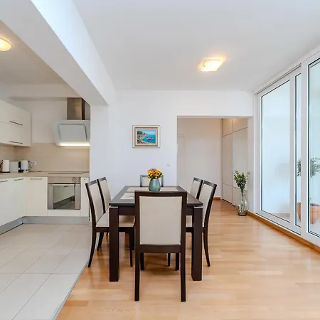 Διαμέρισμα Marie 2 Bedroom *