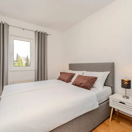 Marie 2 Bedroom Διαμέρισμα Ζαντάρ