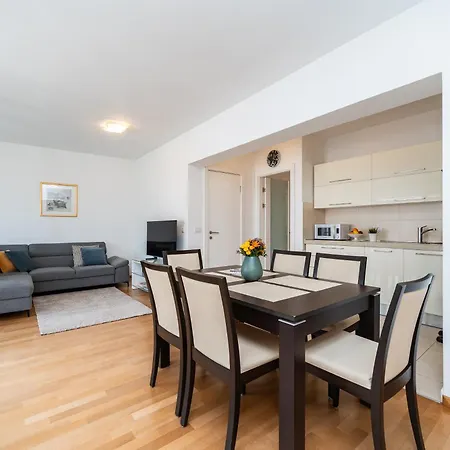 Marie 2 Bedroom *